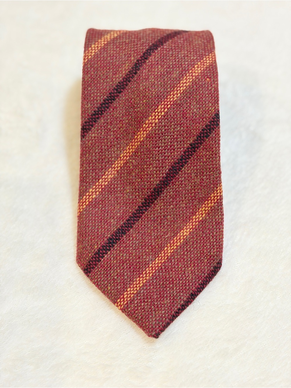Vintage Minks Burgundy Shetland Wool-Men’s Tie